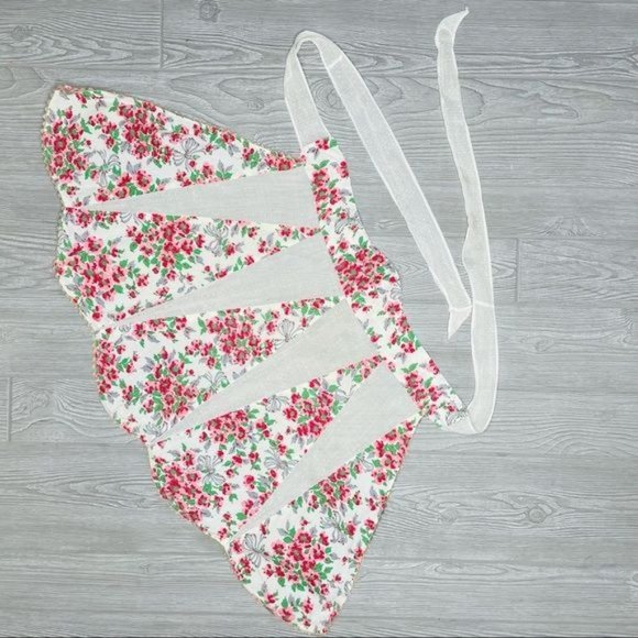 Vintage 1960s hostess apron floral triangle sheer skirt collectible kitchen - Picture 1 of 4